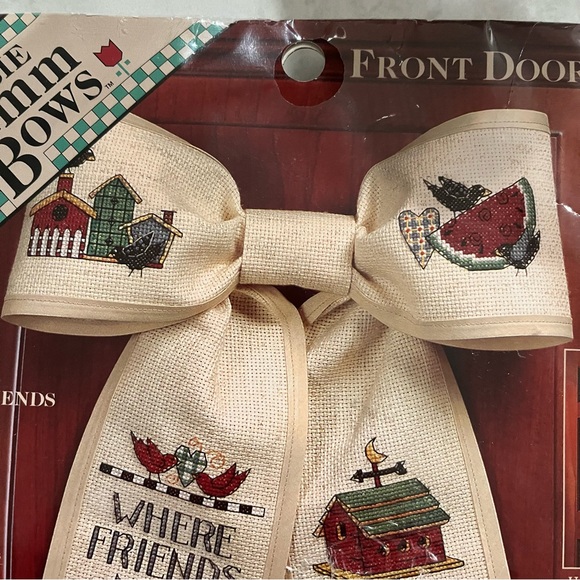 NWT Debbie Mumm Bows Where Friends Meet Counted Cross Stitch Kit - Picture 6 of 14
